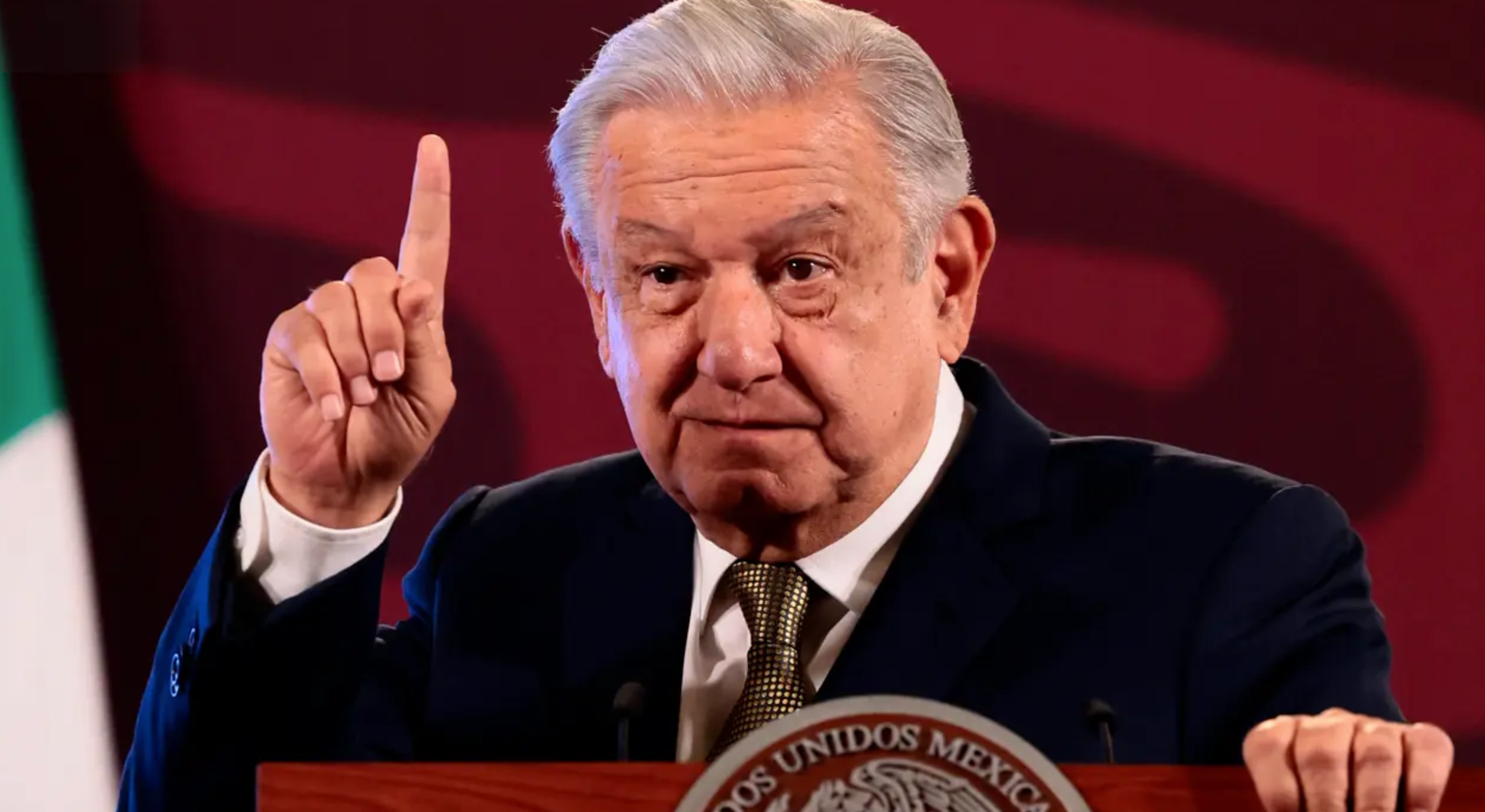 Ninguna ley está por encima de la autoridad política: López Obrador
